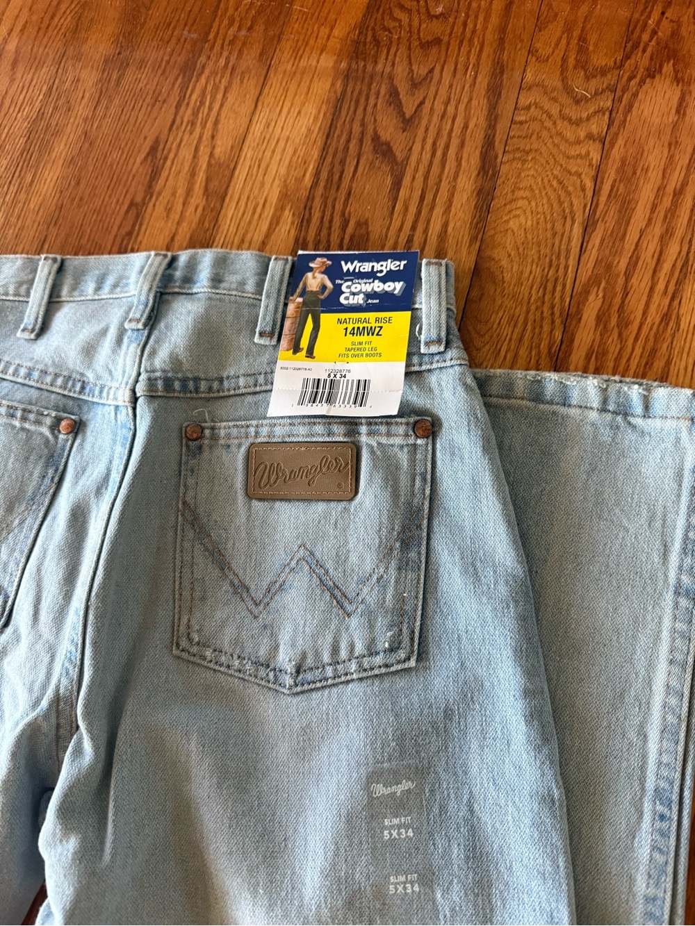 Wrangler Women’s Distressed Cowboy Cut Jeans